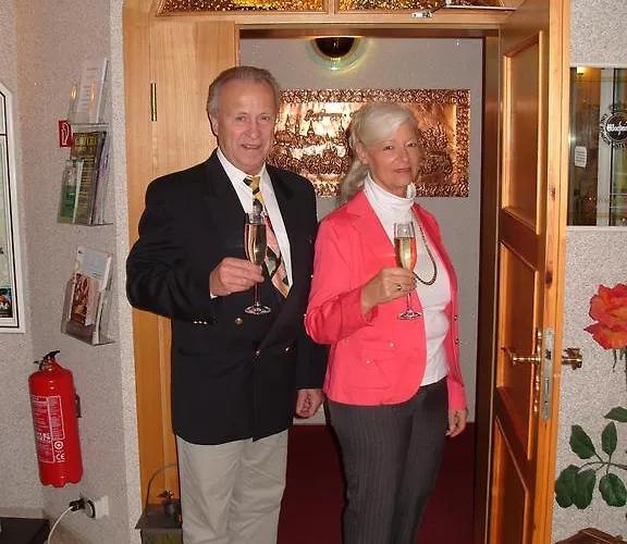 Haufe فندق فورست